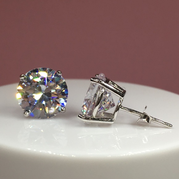 14k white gold 8 ct diamond stud earrings silver - Picture 6 of 10